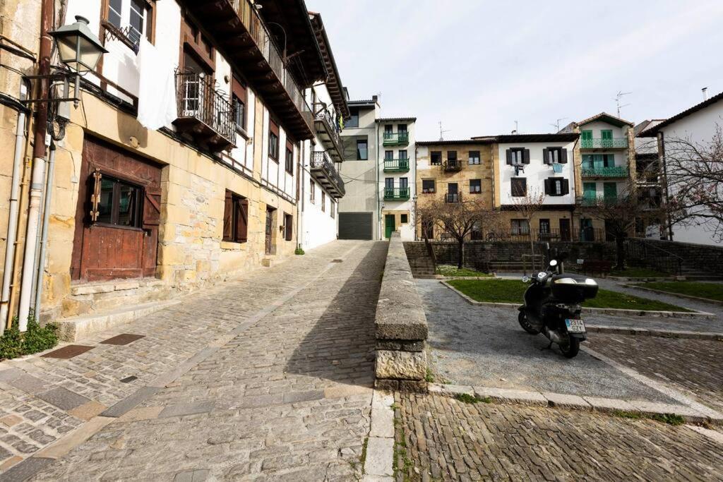 Apartmán Sorgin-Etxe. Basquenjoy Hondarribia Exteriér fotografie